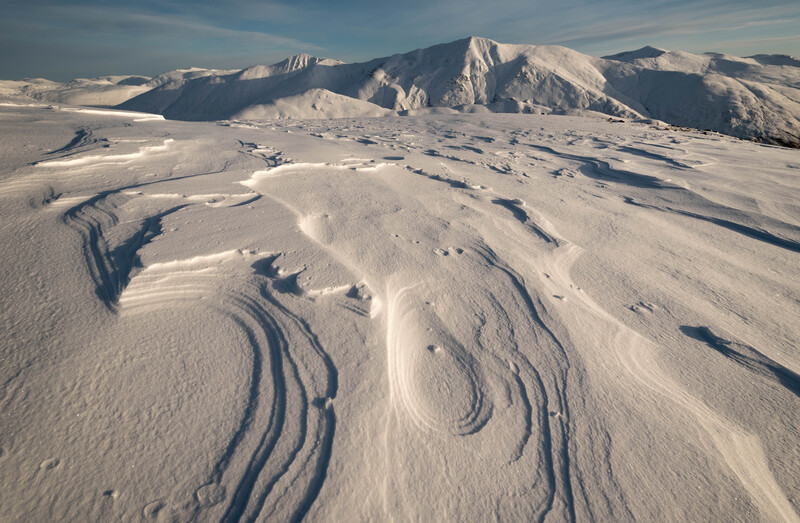 Wind sculpted snow on the way to Sgurr an Fhuarail